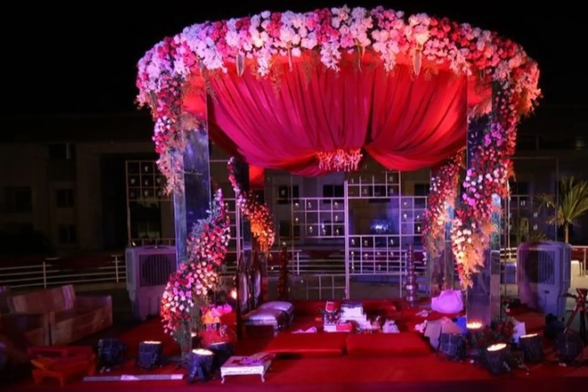 Splendid Vidhi Mandap Decor by Mint Events