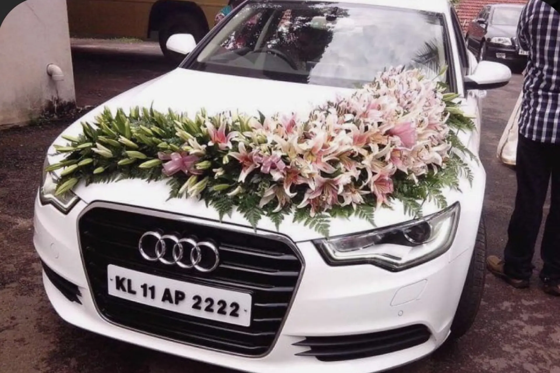 Car Decor by The Blooming Story India