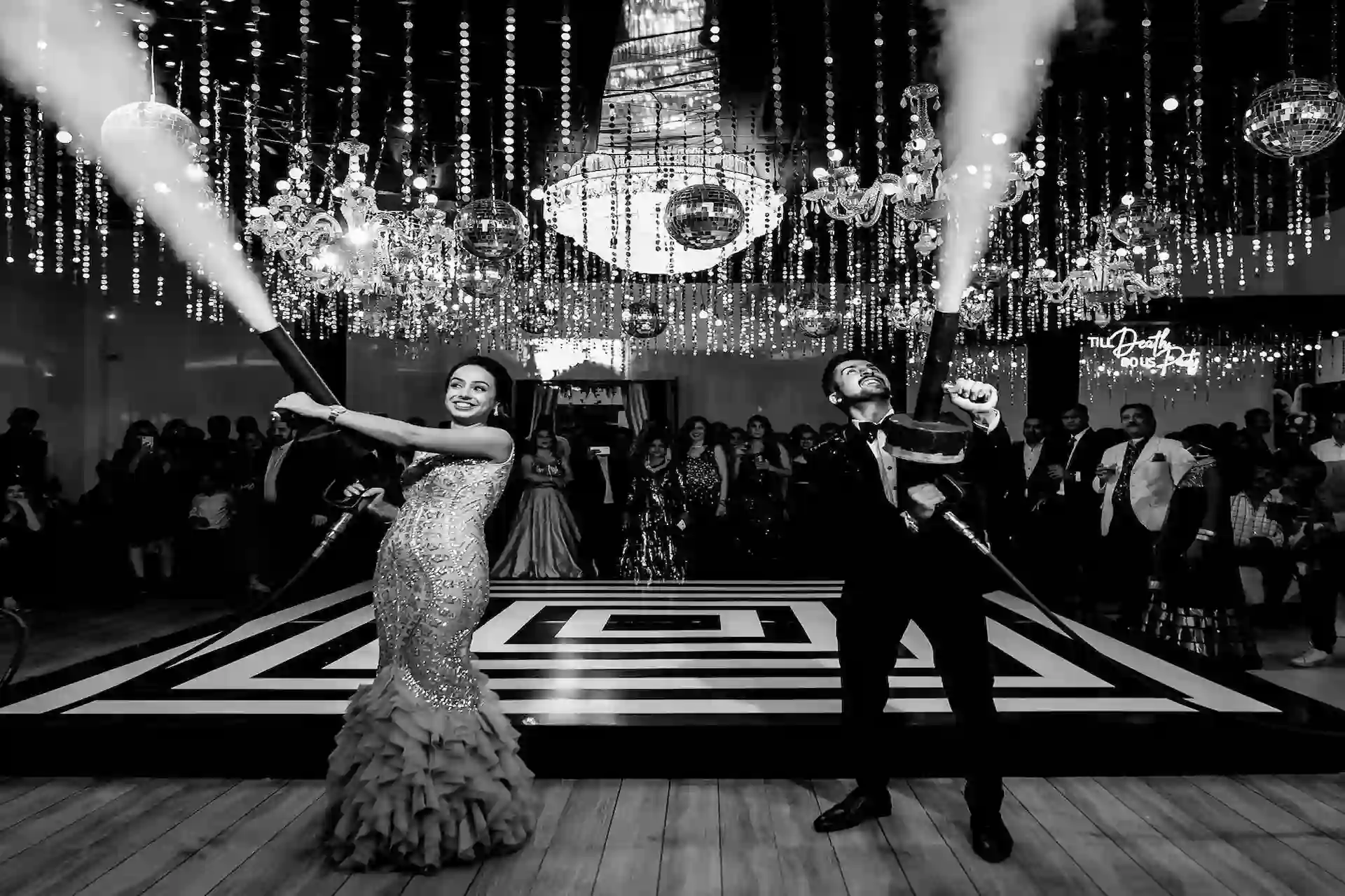 Jumping Souls  Brifde and groom dance performance moment