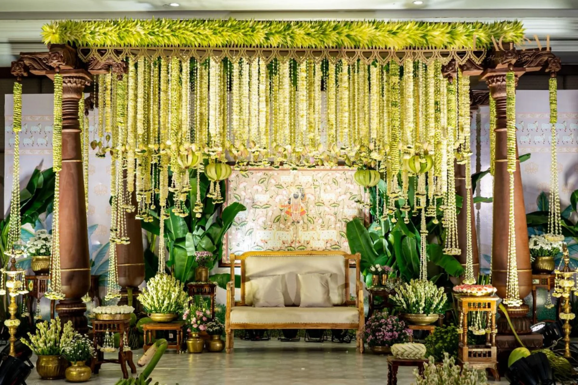 Eco-friendly Indian wedding with fresh botanical flowers dried pampas grass and sustainable decor at Maharashtra venue