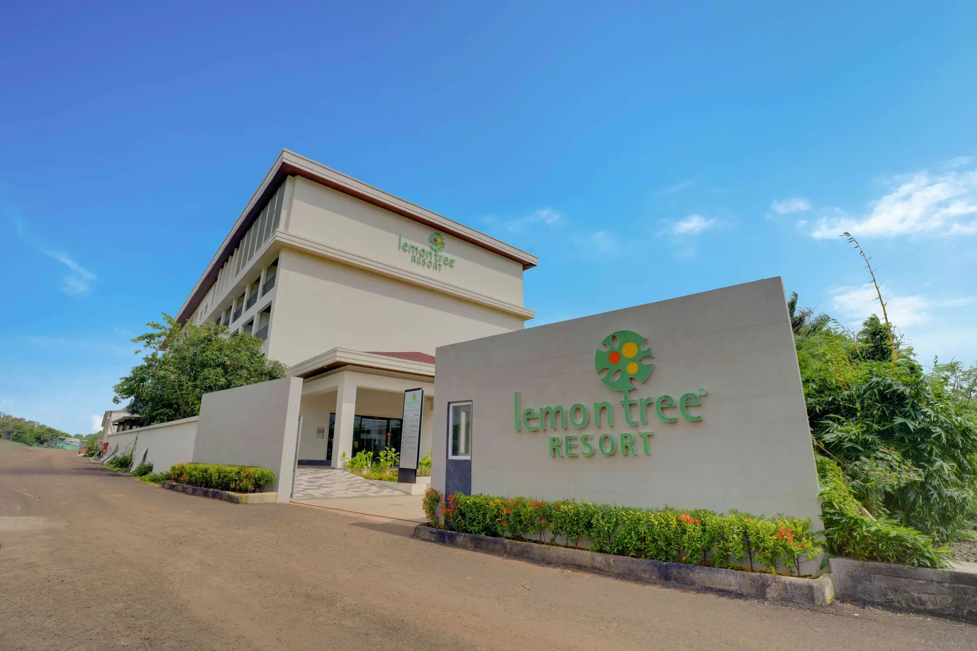 Entrance of Lemon Tree Nashik
