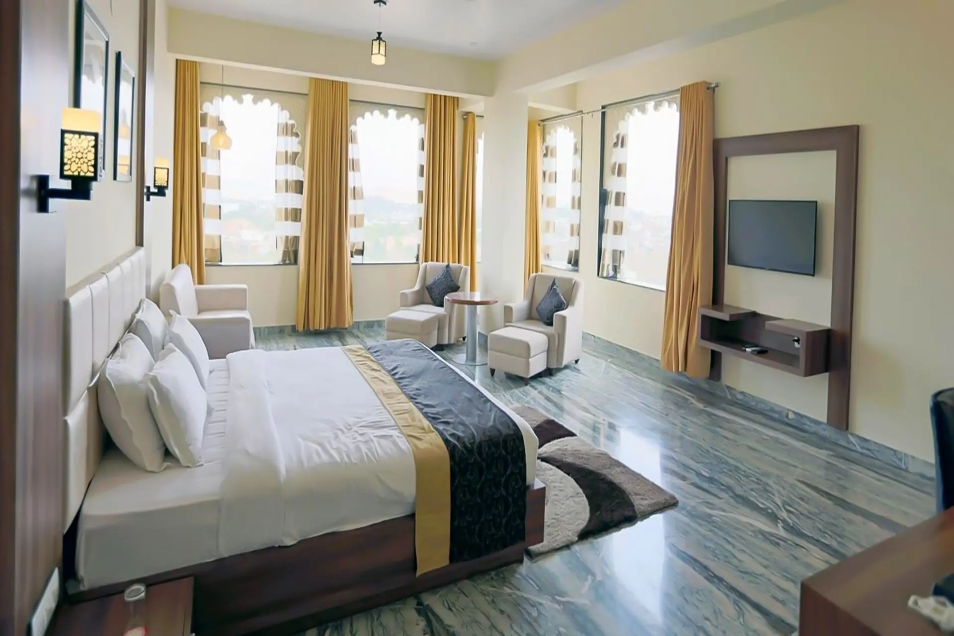 Premier Lake View Rooms at Regenta Central Mewargarh