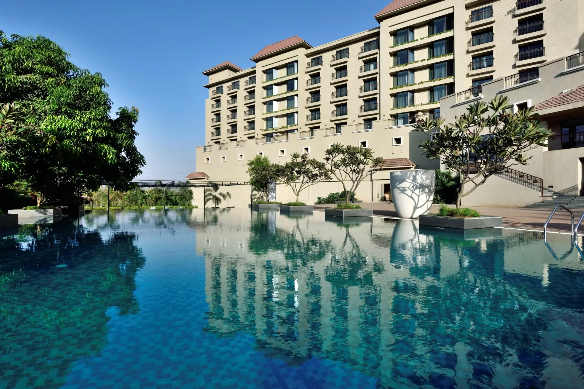Novotel Imagicaa Khopoli Dining Space