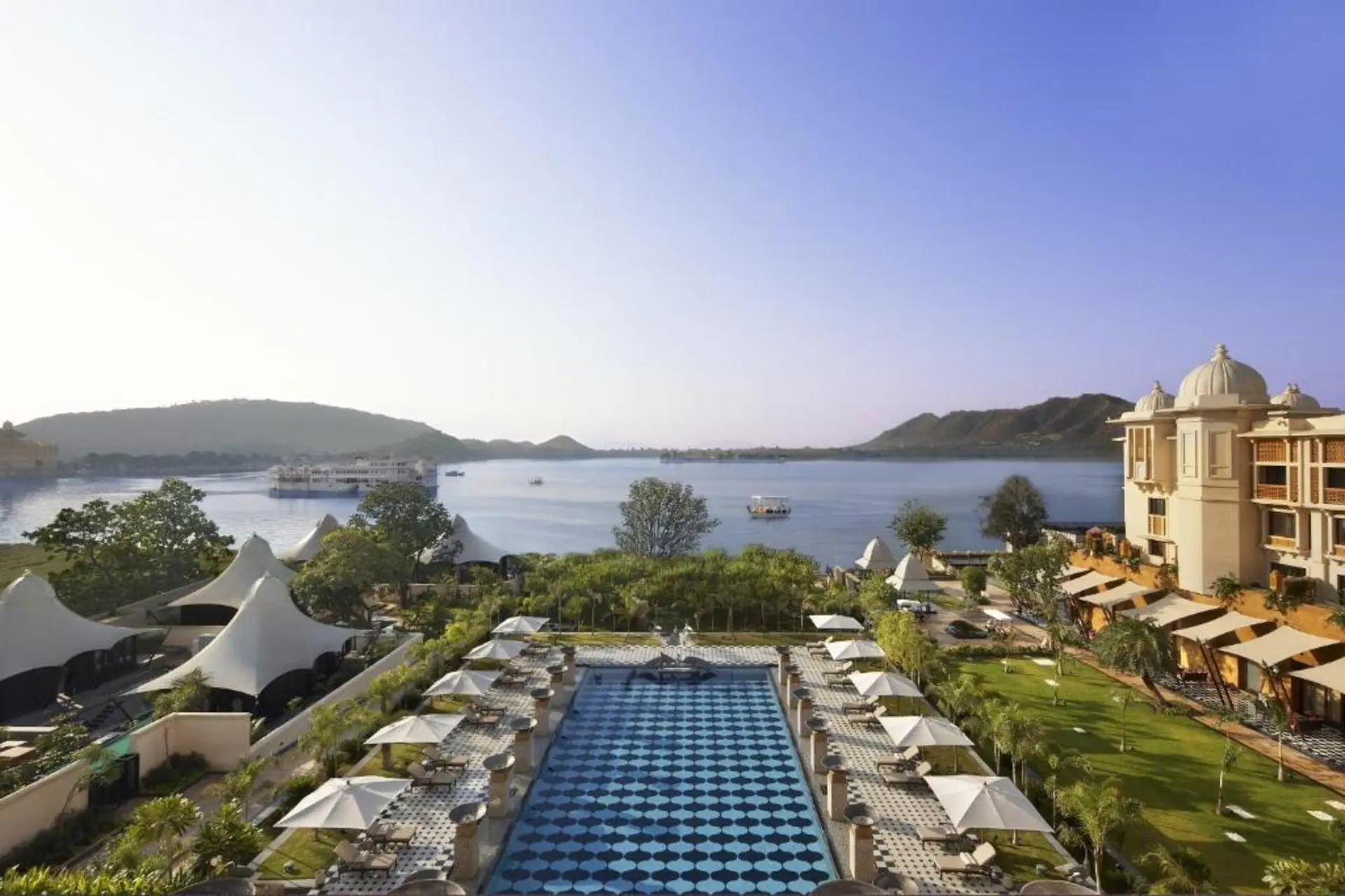 Swimming Pool of The Leela Palace