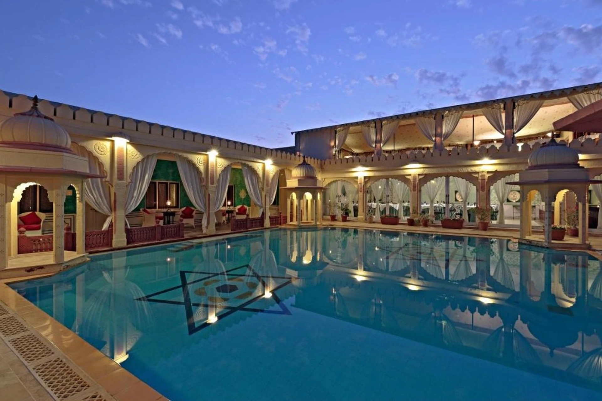 Poolside of Rohet Garh
