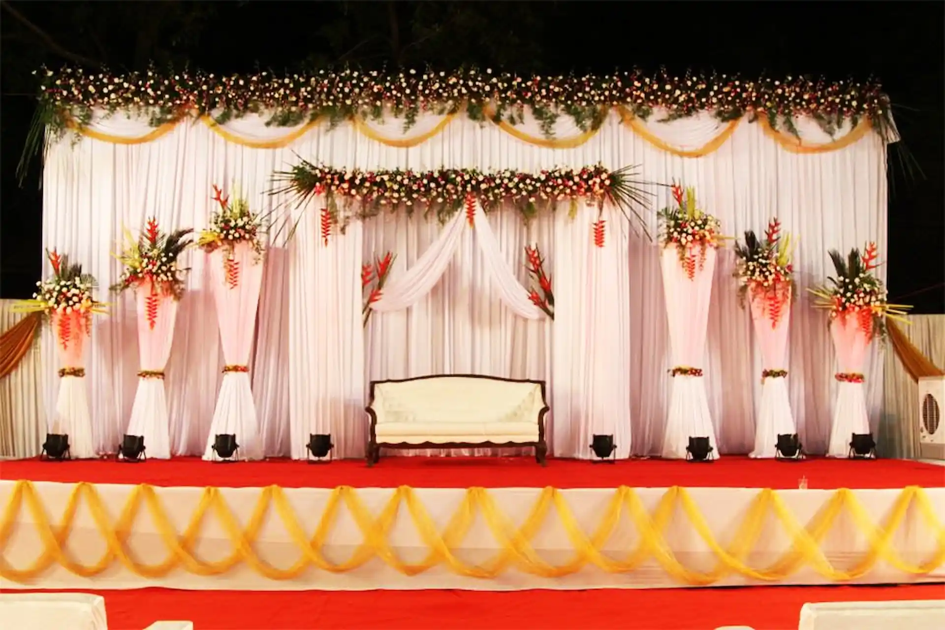 Sai Palace Hotel & Gardens Stage Area