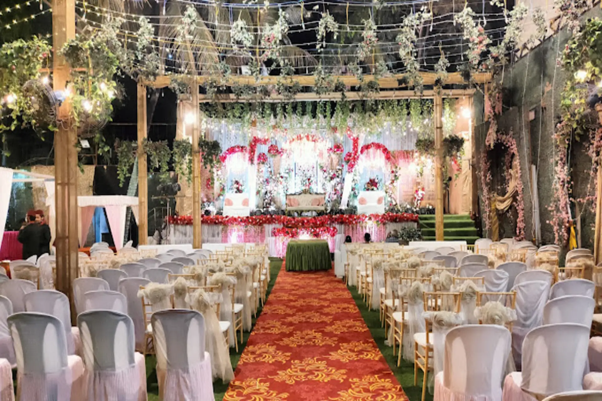 Wedding Lawn of Spanish Villa